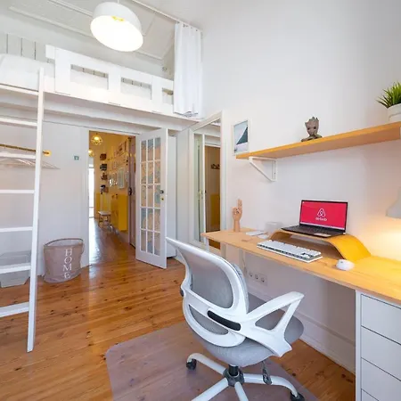 Wanderful - Travel Themed * Lisboa