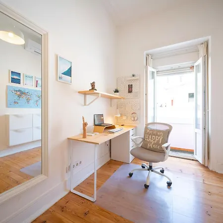 Wanderful - Travel Themed Lisboa